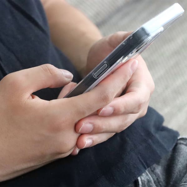 スマートフォンを手放さなくなった